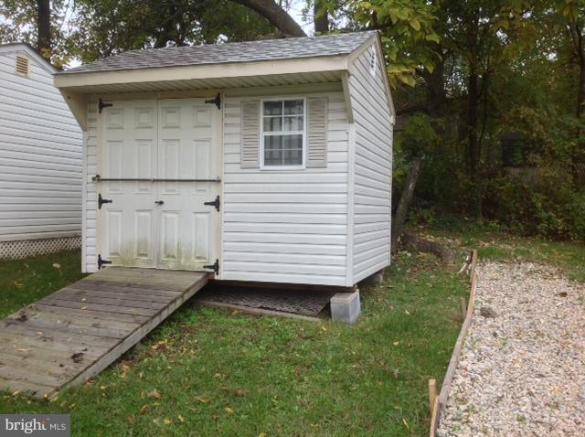 5611 Sheriff Road Capitol Heights, MD 20743 - Photo 3 of 5 Exterior (Rear)