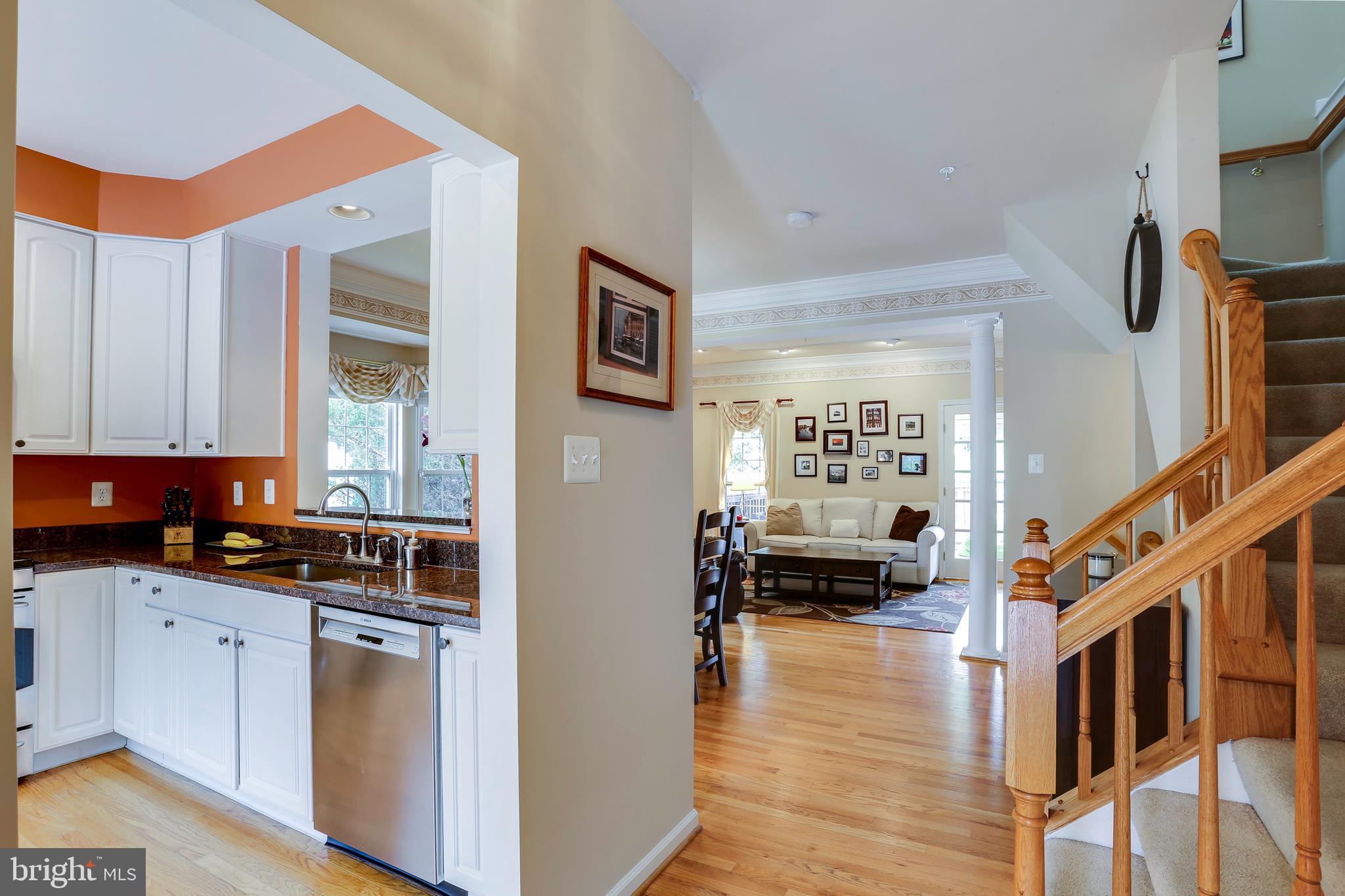 5901 Autumn Spell Elkridge, MD 21075 - Photo 3 of 29