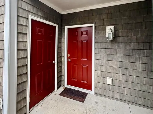 $340,000 | 70 Turner Street, Unit E5, Warwick, RI 02886