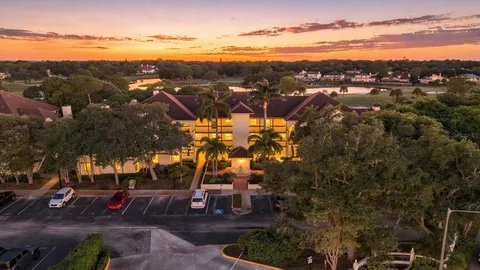 $240,000 | 2400 Feather Sound Drive, Unit 133, Clearwater, FL 33762