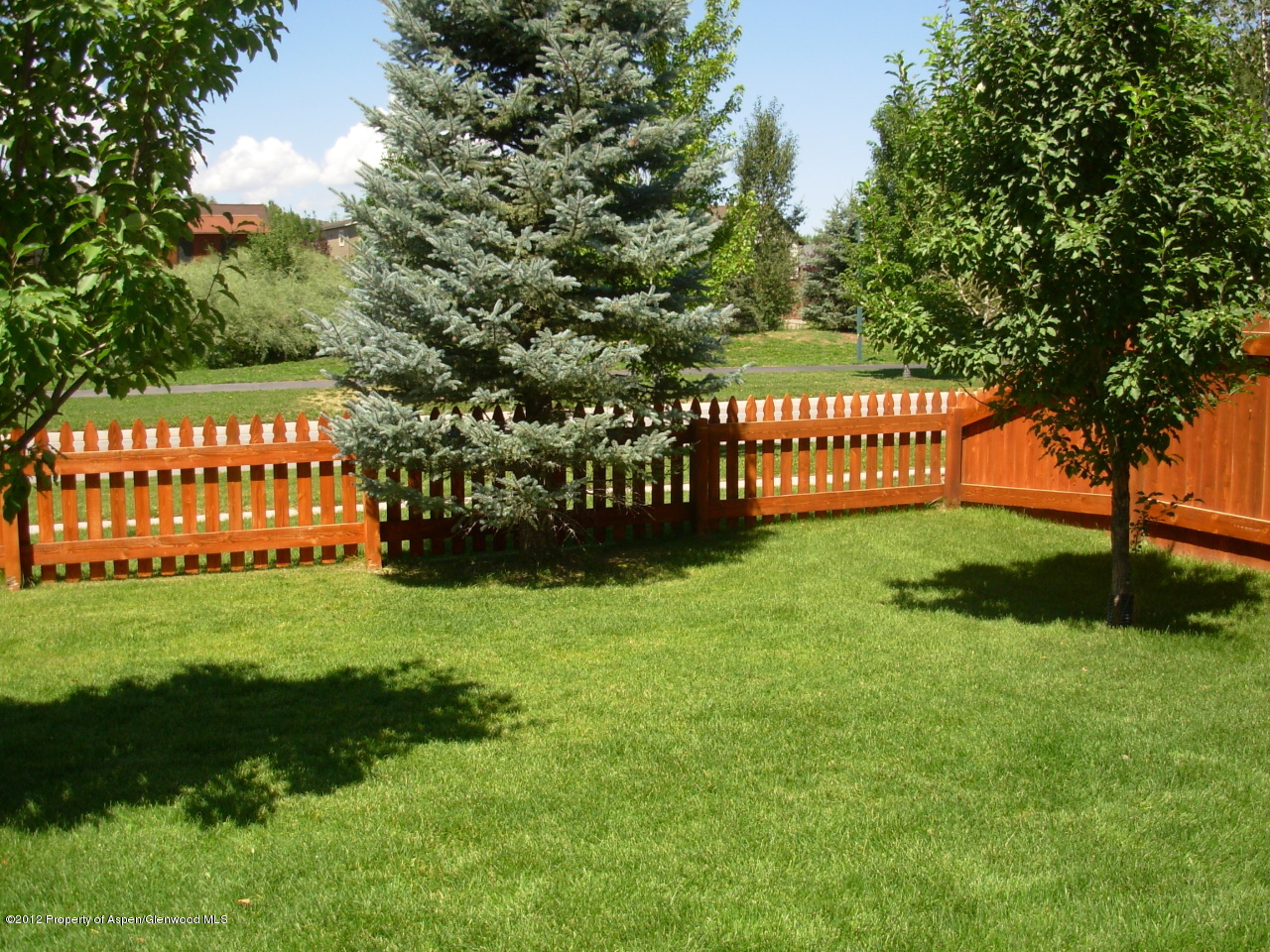 405 Meadow Court Basalt, CO 81621 - Photo 24 of 25 a view of a bench in the garden