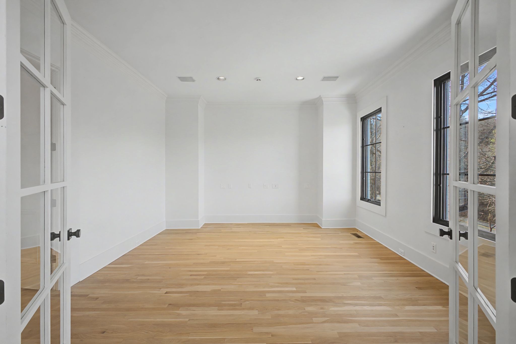 6339 Johnson Chapel Road West Brentwood, TN 37027 - Photo 7 of 82 a view of a livingroom with wooden floor