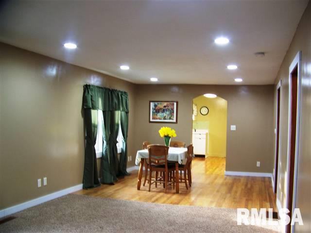 123 3rd Avenue Hampton, IL 61256 - Photo 2 of 13 Gallery Image 2