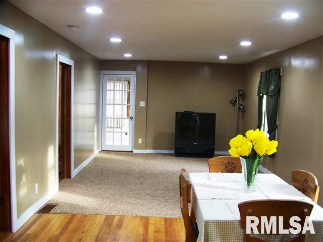 123 3rd Avenue Hampton, IL 61256 - Photo 3 of 13 Gallery Image 3