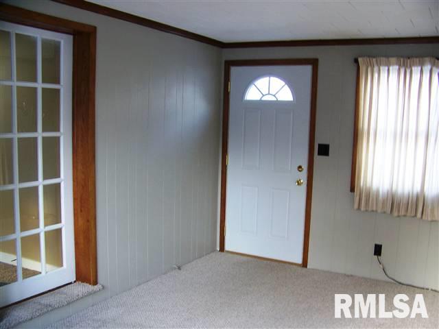 123 3rd Avenue Hampton, IL 61256 - Photo 9 of 13 Gallery Image 9