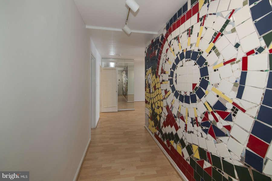 3901 Tunlaw Road Northwest, Unit 401 Washington, DC 20007 - Photo 7 of 27 Interior (General)