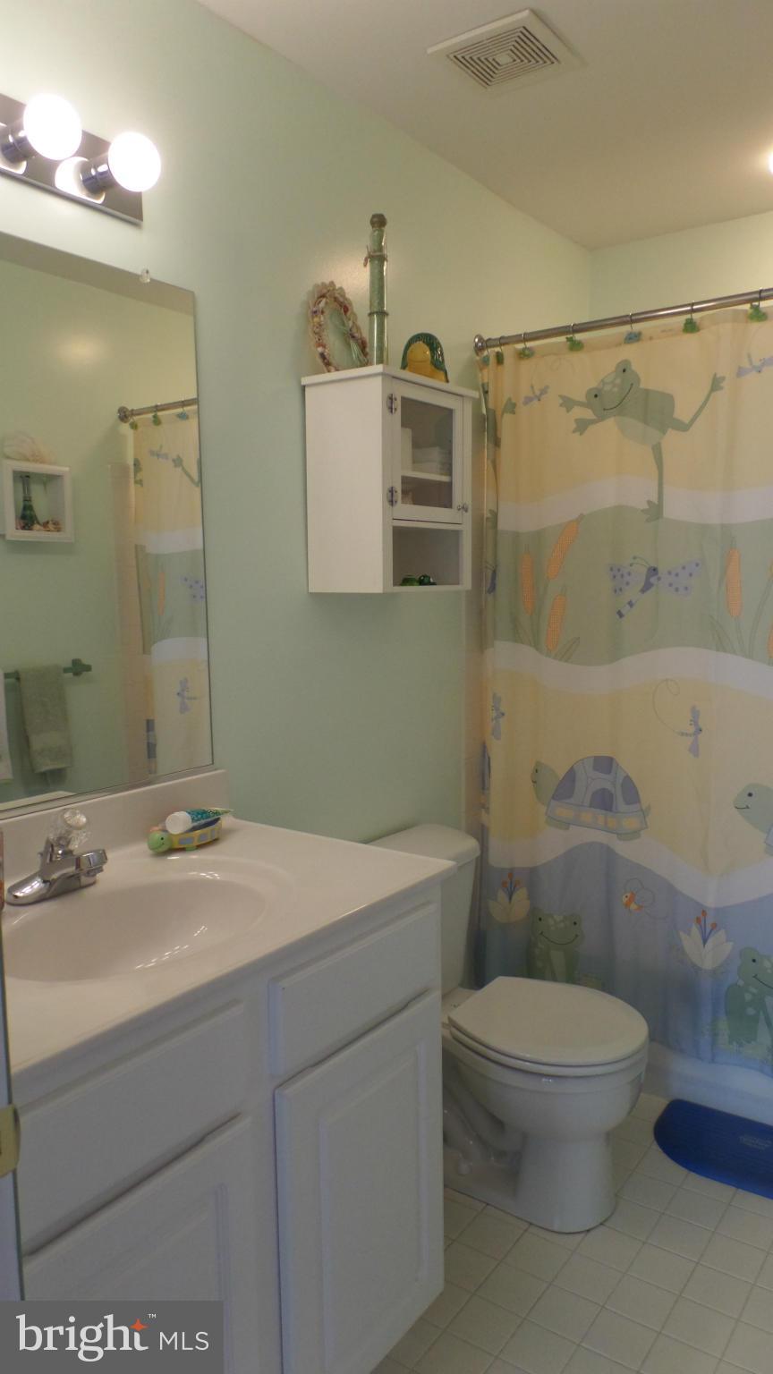 126 Commodore Drive Baltimore, MD 21221 - Photo 21 of 30 Bath