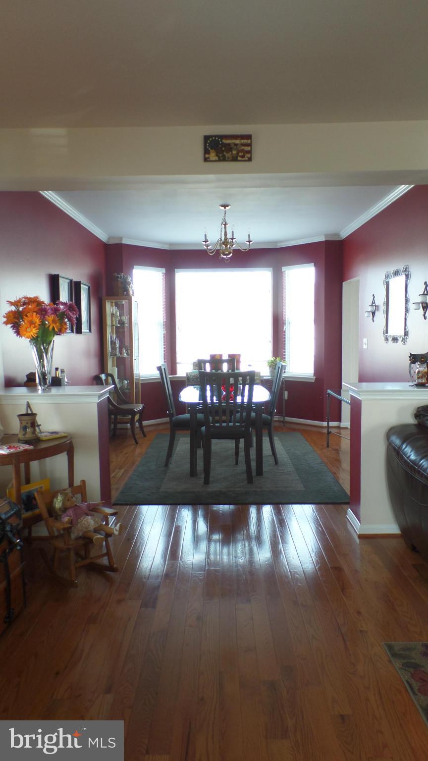 126 Commodore Drive Baltimore, MD 21221 - Photo 7 of 30 Dining Room