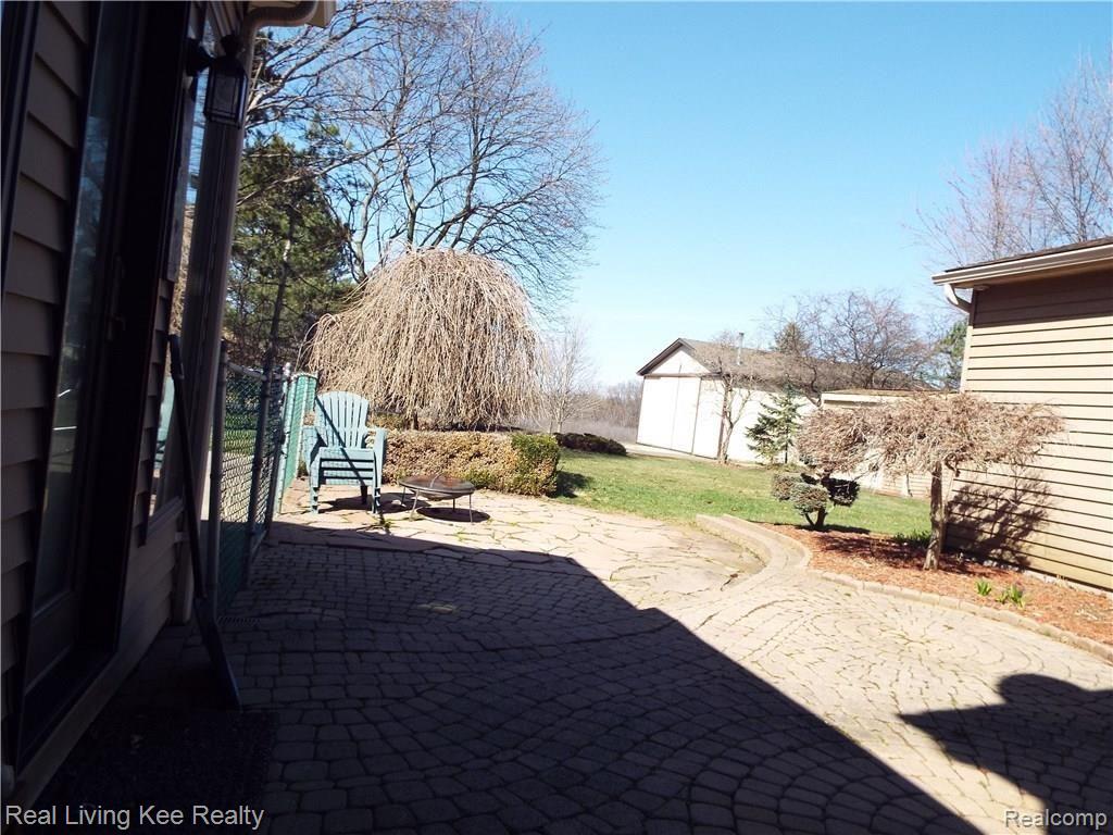 4464 Morgan Road Lake Orion, MI 48359 - Photo 41 of 47 42.jpg