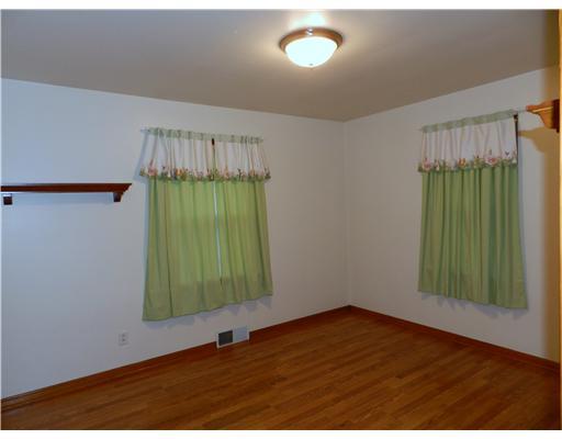 932 Old State Road New Castle, PA 16101 - Photo 8 of 14 Bedroom.