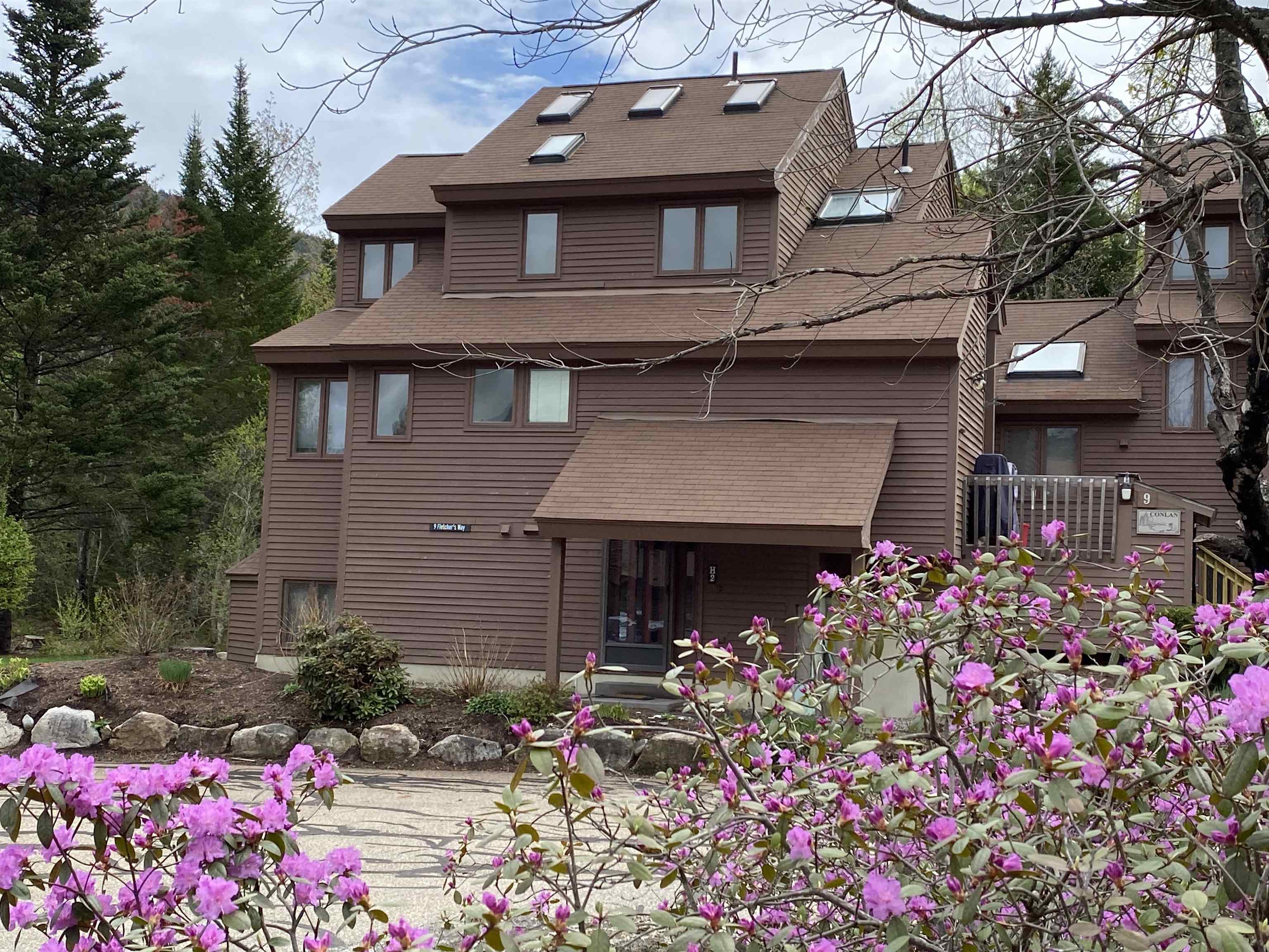 9 Fletchers Way, Unit H2 Waterville Valley, NH 03215 - Photo 2 of 24