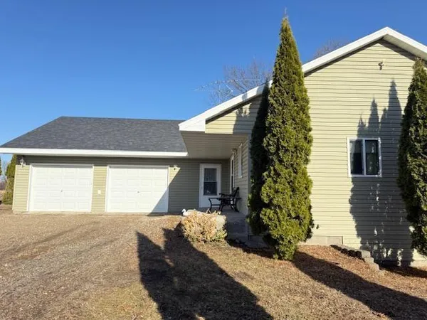 $450,000 | 23493 Echo Avenue, Faribault, MN 55021