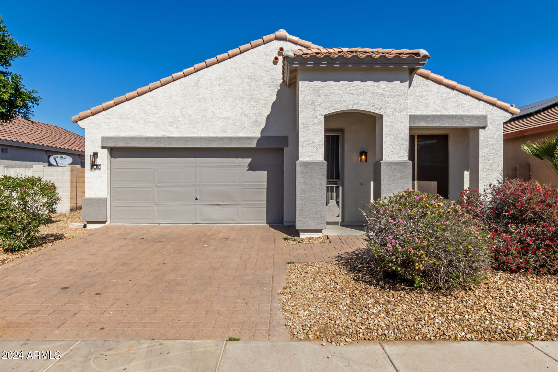 10118 West Cordes Road Tolleson, AZ 85353 - Photo 1 of 15 01 - Cordes