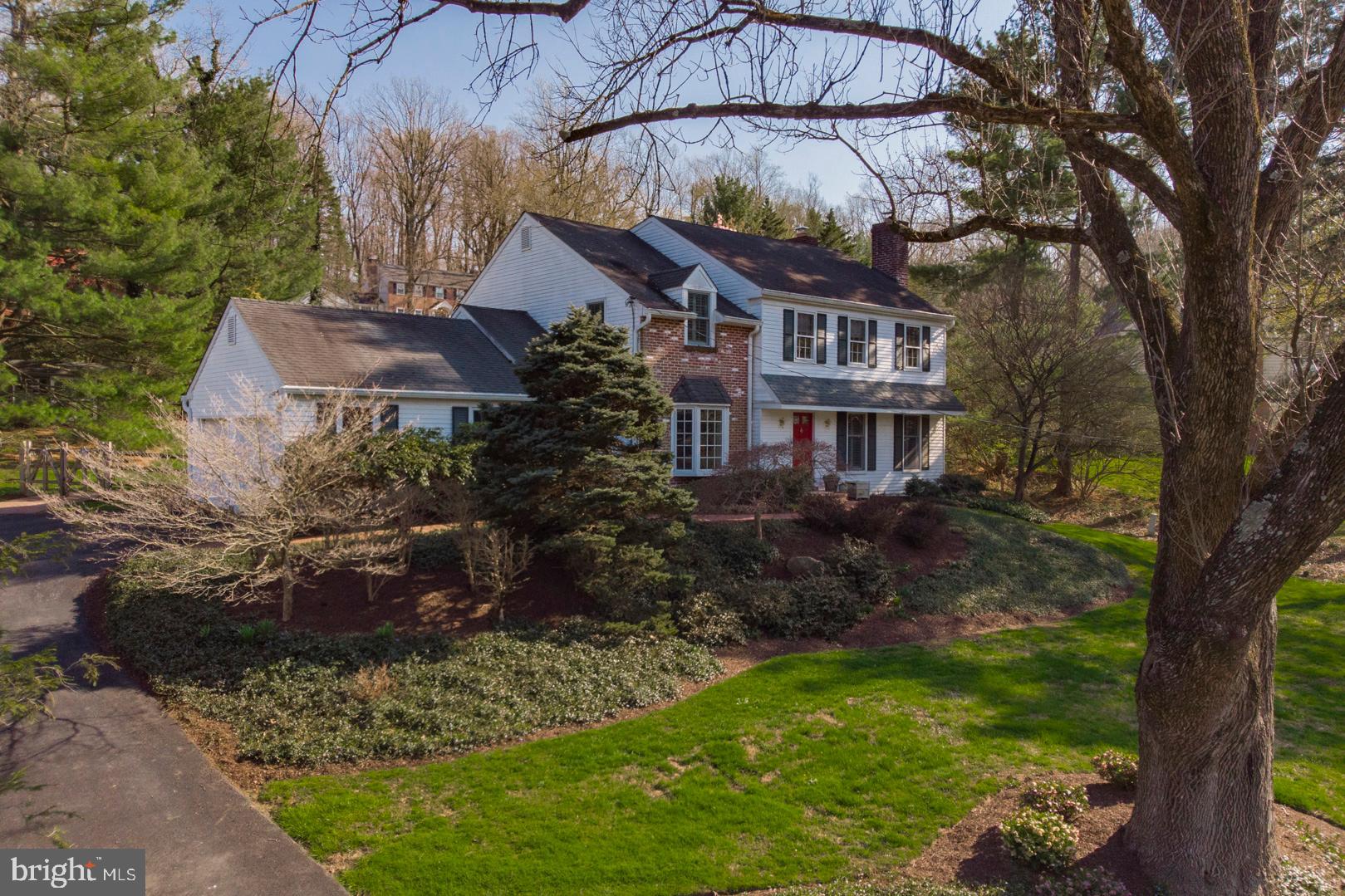 760 Hollow Road Wayne, PA 19087 - Photo 3 of 33