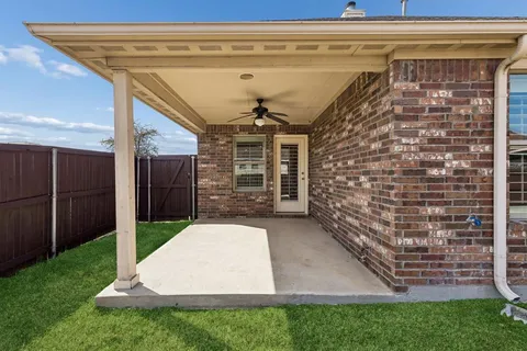 $395,000 | 1517 Martin Creek Drive, Little Elm, TX 75068