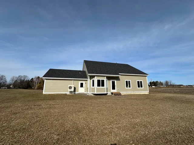 $549,000 | 15 Lilac Lane, Houlton, ME 04730