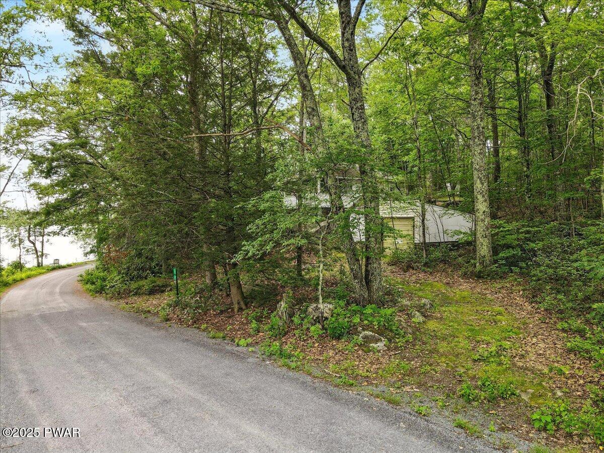 193 Old Rte 402 Dingmans Ferry, PA 18328 - Photo 41 of 60