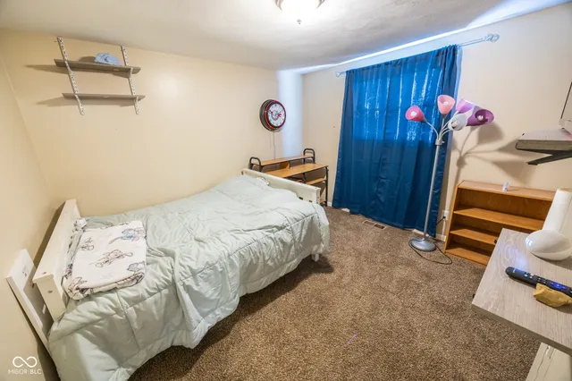 $209,900 | 909 North Drive, Crawfordsville, IN 47933