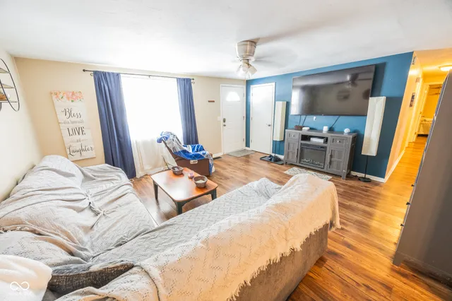 $209,900 | 909 North Drive, Crawfordsville, IN 47933