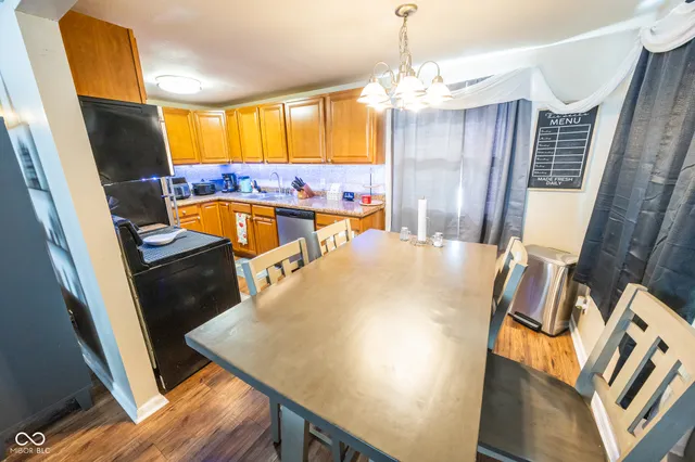 $209,900 | 909 North Drive, Crawfordsville, IN 47933