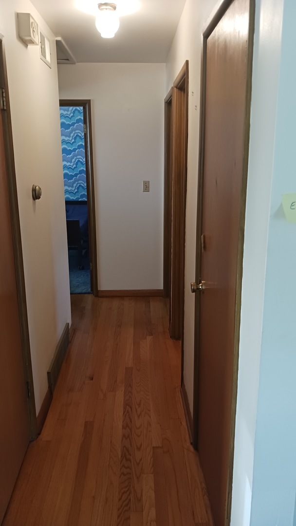 433 West Diversey Avenue Addison, IL 60101 - Photo 6 of 8