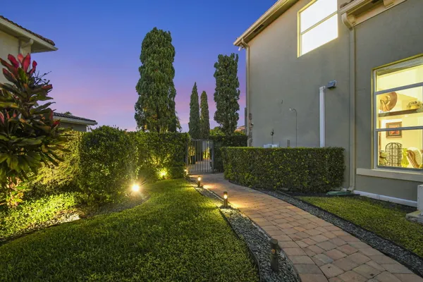 $1,695,000 | 8859 Cobblestone Point Circle, Boynton Beach, FL 33472