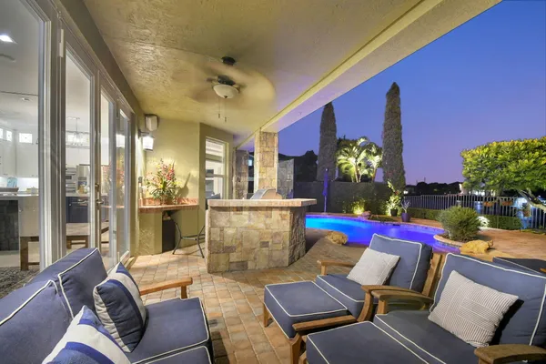 $1,695,000 | 8859 Cobblestone Point Circle, Boynton Beach, FL 33472