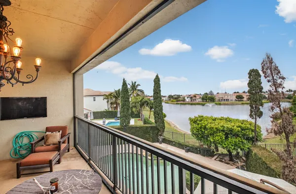 $1,695,000 | 8859 Cobblestone Point Circle, Boynton Beach, FL 33472