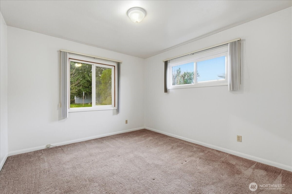 2938 Maple Street Longview, WA 98632 - Photo 12 of 20