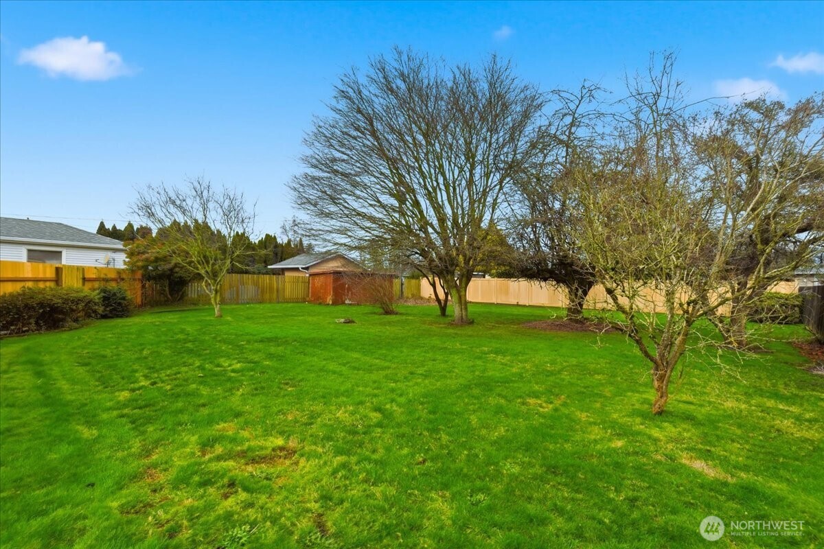 2938 Maple Street Longview, WA 98632 - Photo 14 of 20