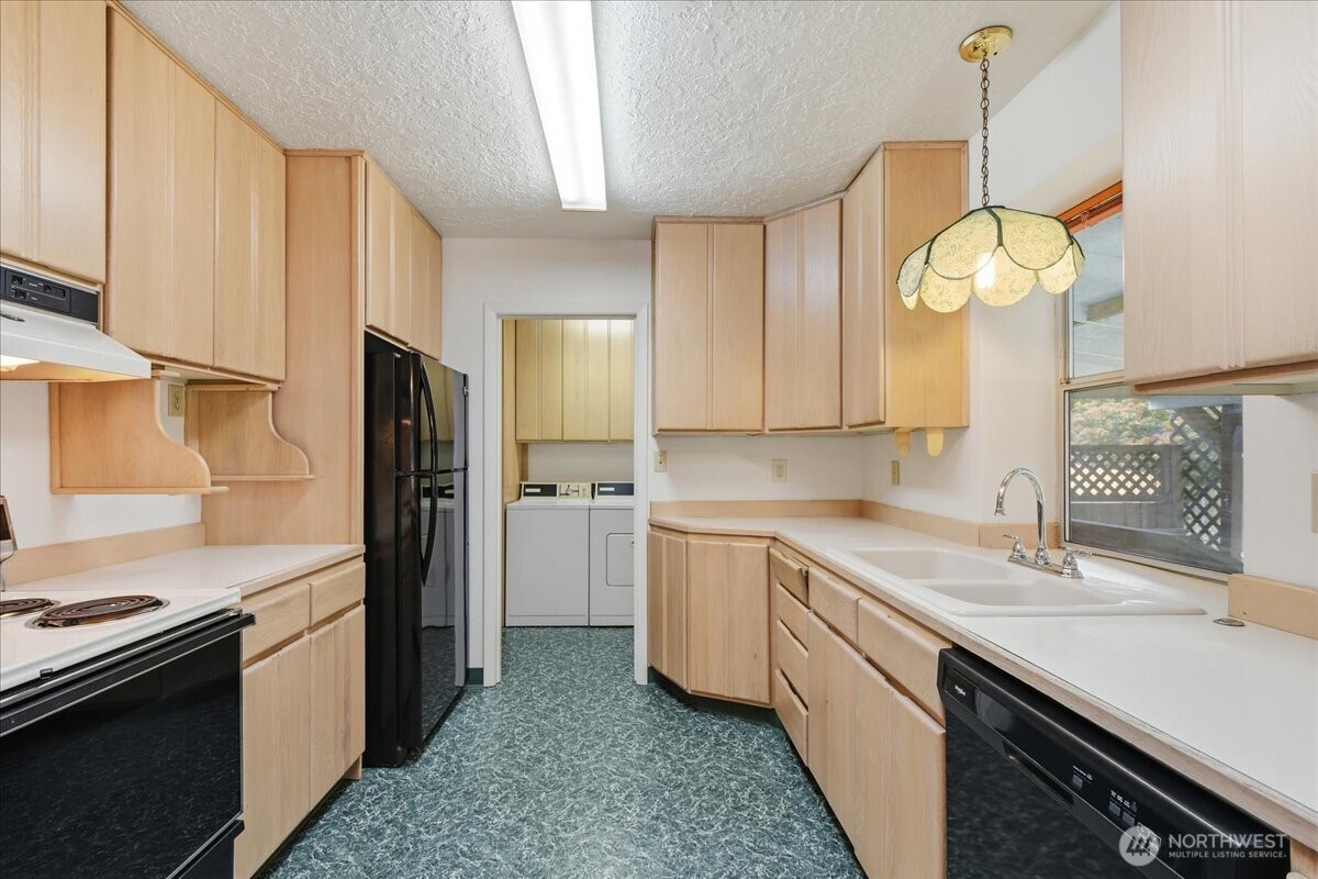 2938 Maple Street Longview, WA 98632 - Photo 7 of 20