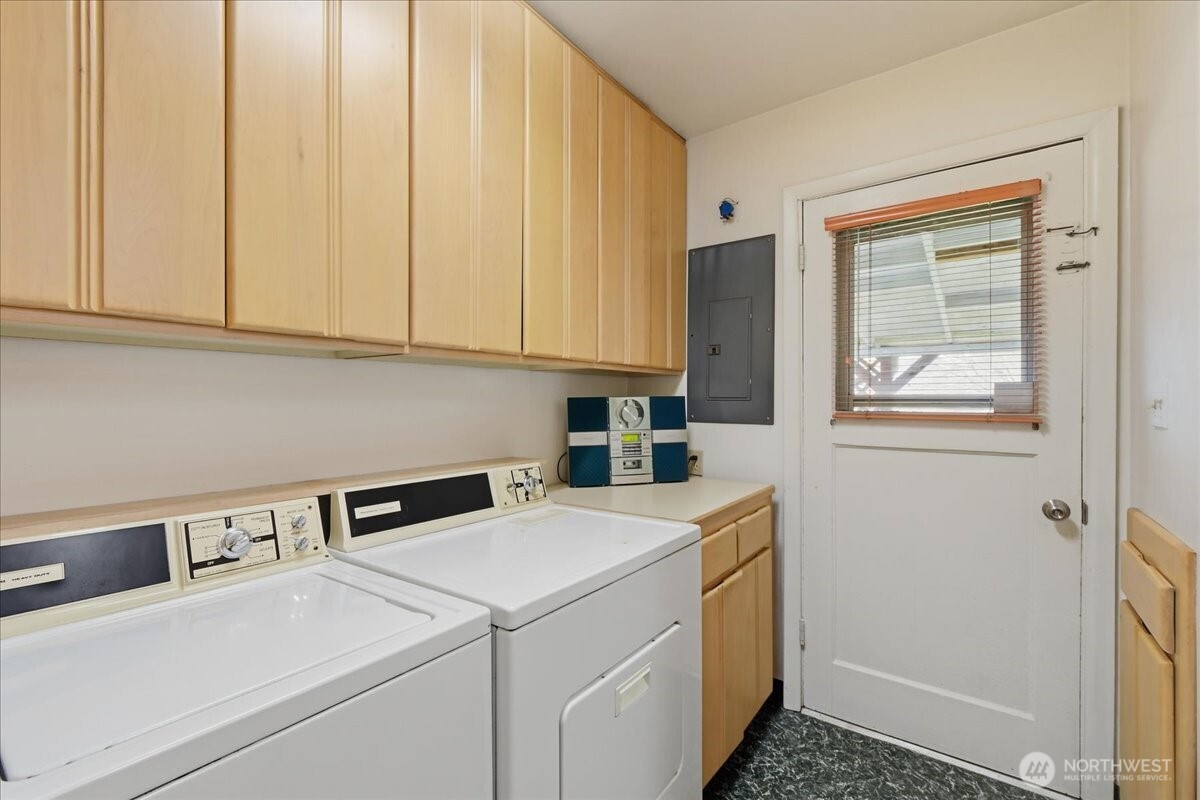 2938 Maple Street Longview, WA 98632 - Photo 9 of 20