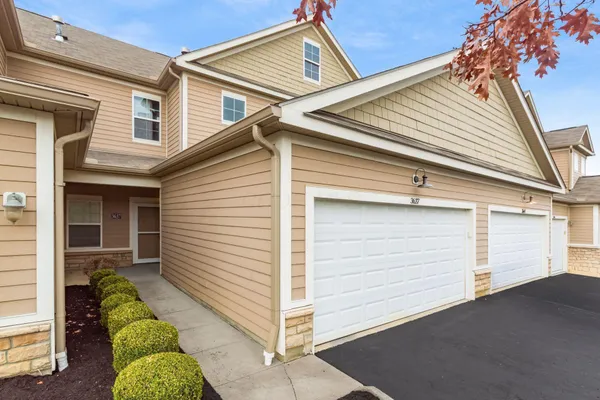 $319,900 | 3637 Birkland Circle, Lewis Center, OH 43035