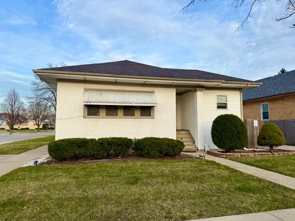 $450,000 | 719 North 14th Avenue, Melrose Park, IL 60160