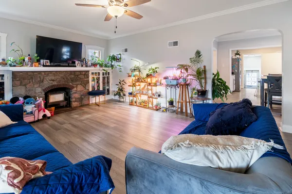 $450,000 | 719 North 14th Avenue, Melrose Park, IL 60160