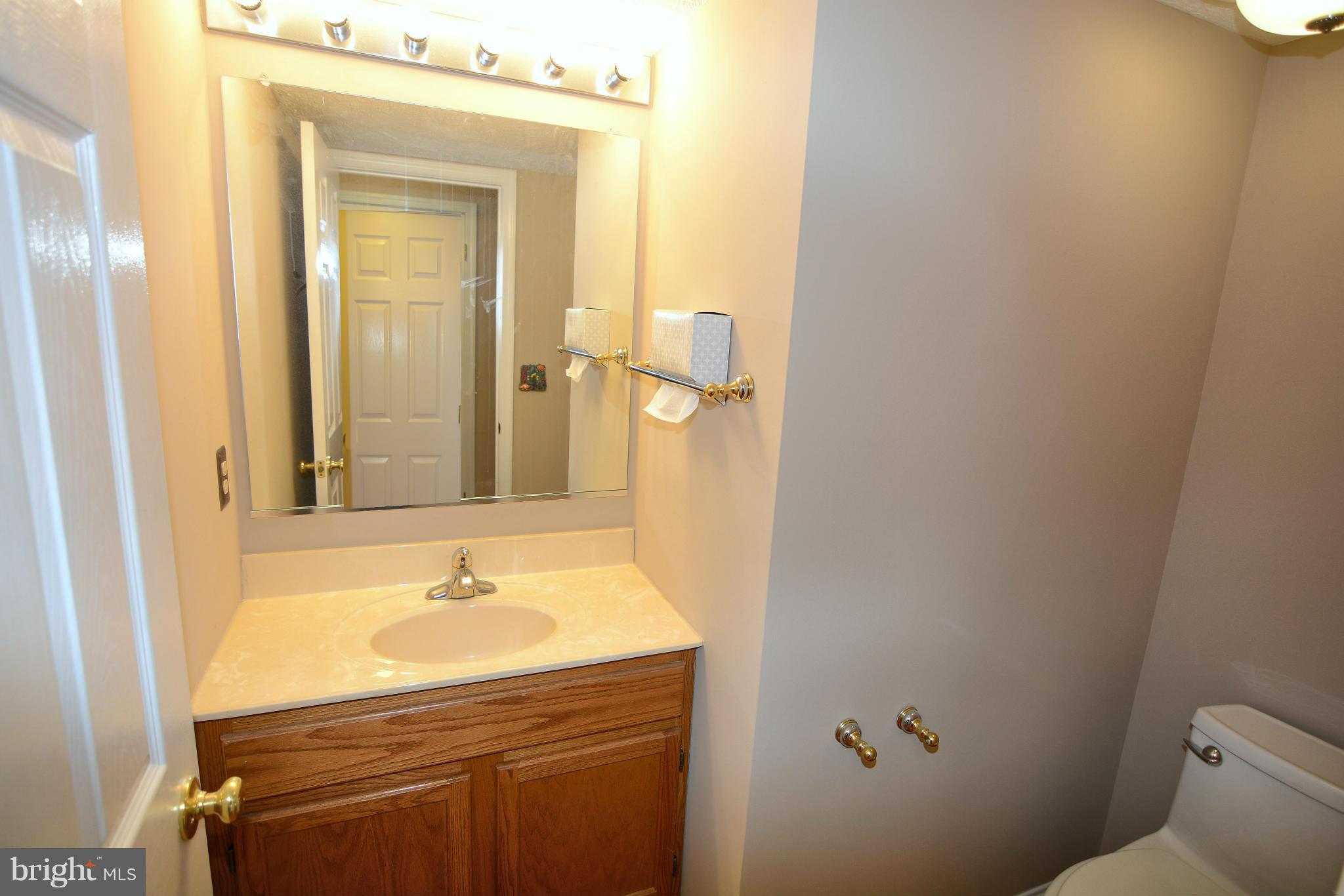 7701 Early Spring Way Severn, MD 21144 - Photo 17 of 30 Bath