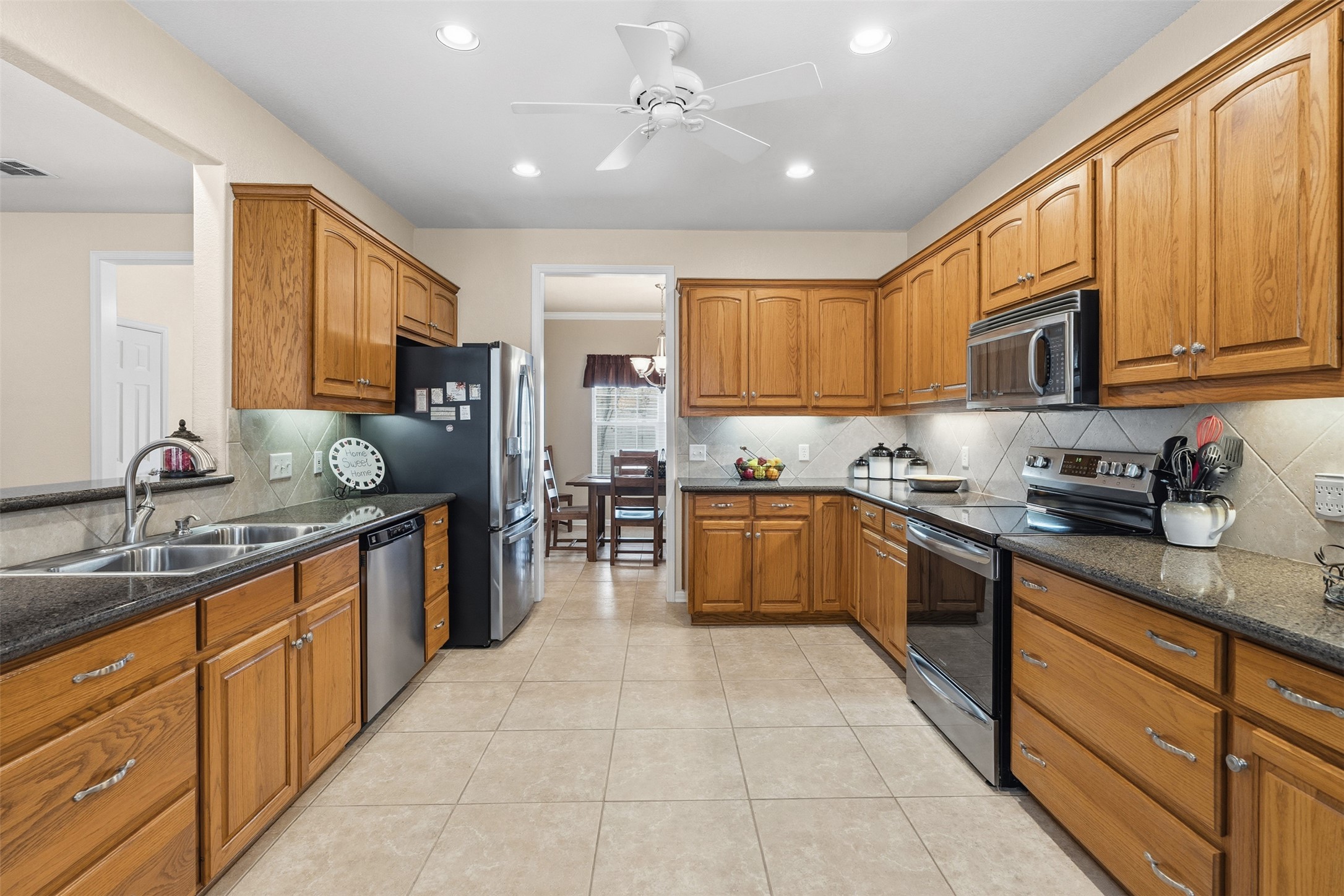 420 Rundberg Drive Jarrell, TX 76537 - Photo 5 of 27 Kitchen