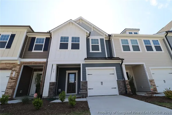 $1,875 | 917 Kensley Grv Lane, Unit 31, Fuquay-Varina, NC 27526