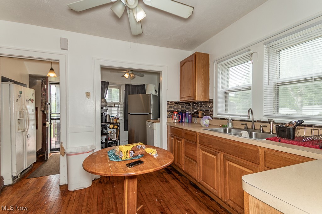 10008 Aetna Road Cleveland, OH 44105 - Photo 8 of 26 Gallery Image 8