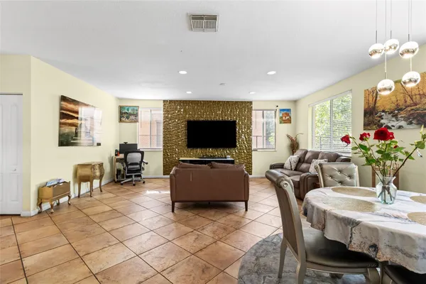 $750,000 | 20426 Northwest 8th Court, Miami Gardens, FL 33169