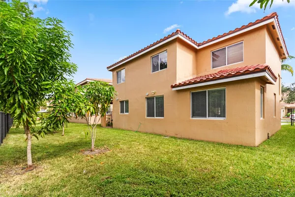 $750,000 | 20426 Northwest 8th Court, Miami Gardens, FL 33169