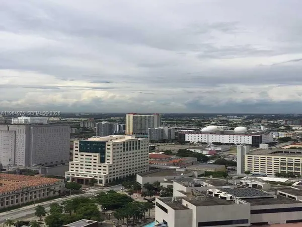 $2,350 | 133 Northeast 2nd Avenue, Unit 3117, Miami, FL 33132