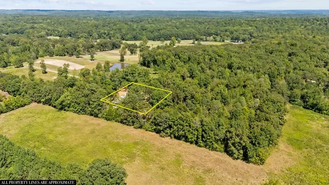 $379,000 | 268 Tara Lane, Camden, TN 38320