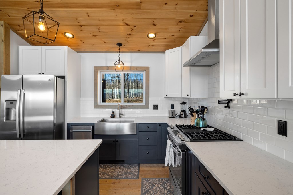 310 Wunder Bear Ridge Morganton, GA 30560 - Photo 10 of 42