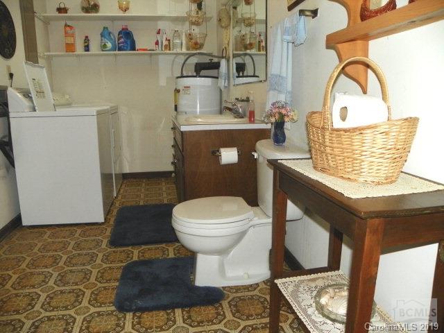 2970 High Peak Road Valdese, NC 28690 - Photo 9 of 23 Gallery Image 9