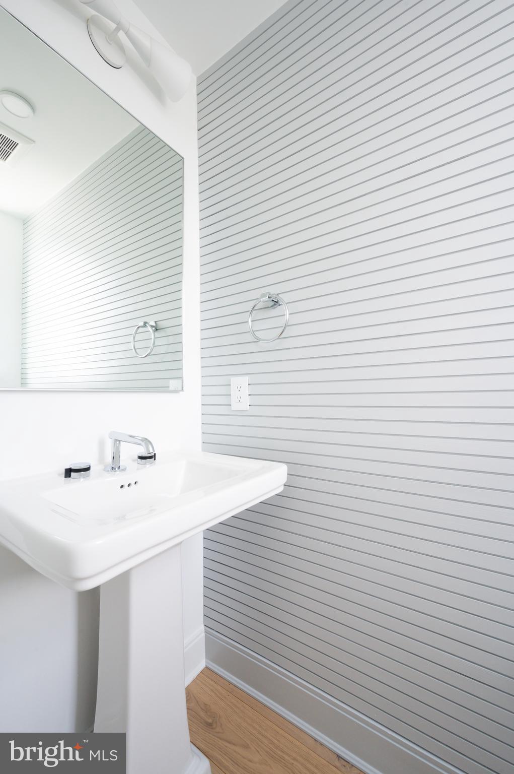 642 L Street Northeast, Unit 2 Washington, DC 20002 - Photo 15 of 54