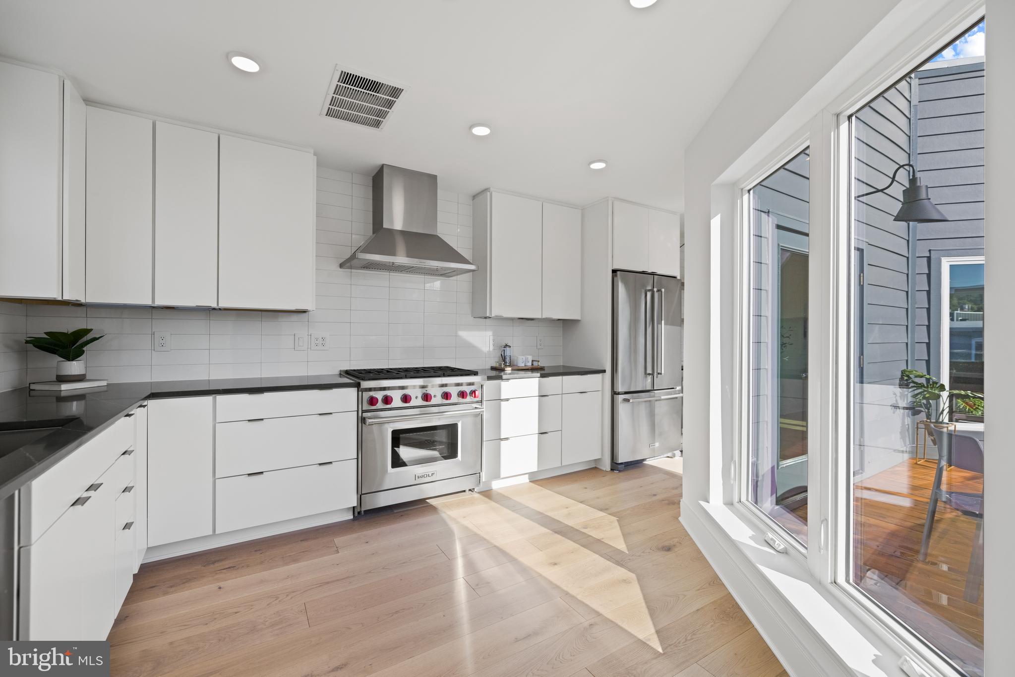 642 L Street Northeast, Unit 2 Washington, DC 20002 - Photo 20 of 54