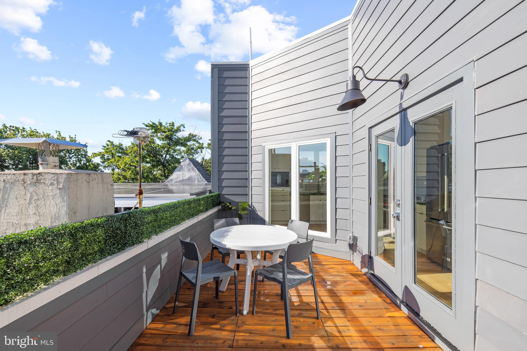 642 L Street Northeast, Unit 2 Washington, DC 20002 - Photo 22 of 54