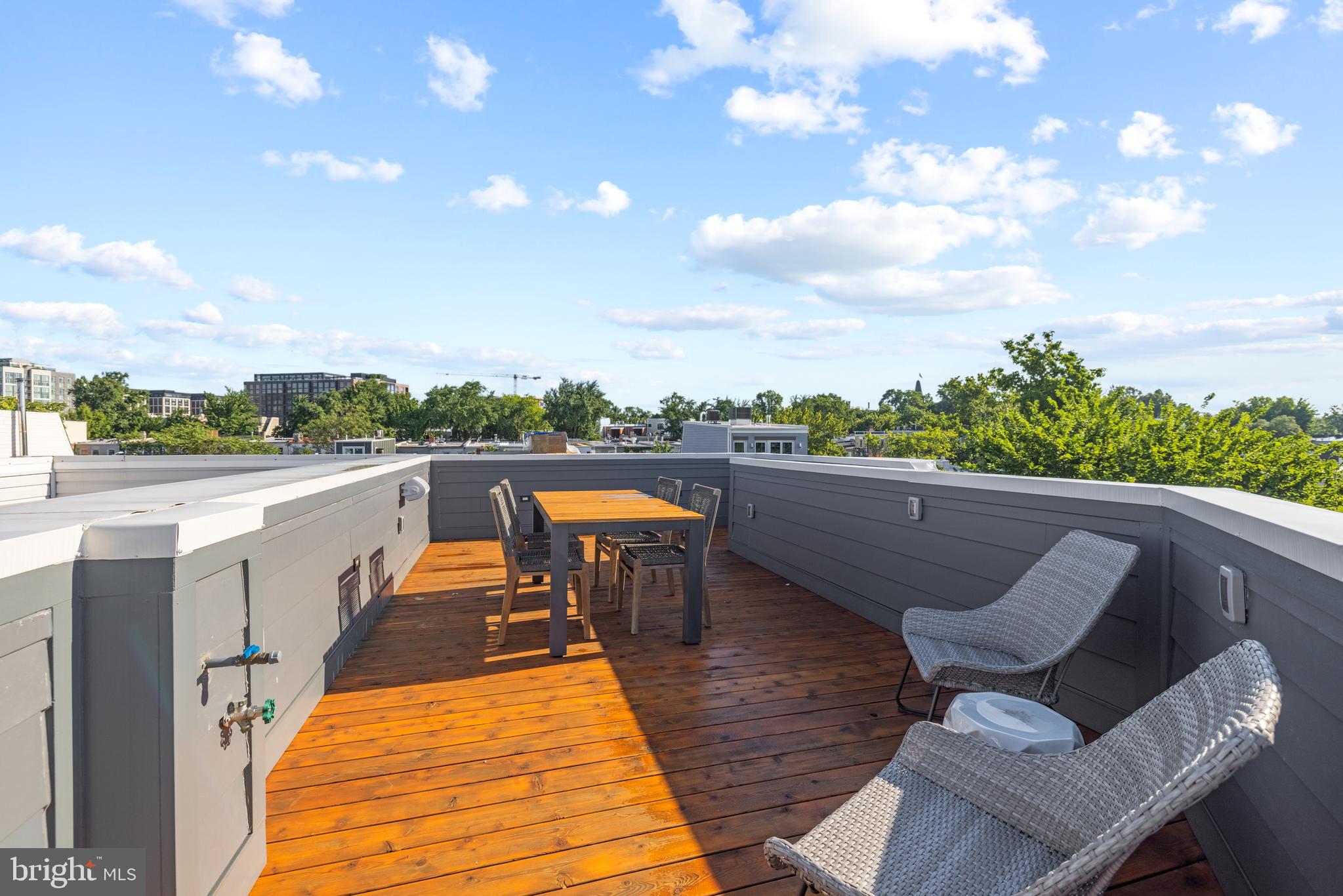 642 L Street Northeast, Unit 2 Washington, DC 20002 - Photo 27 of 54