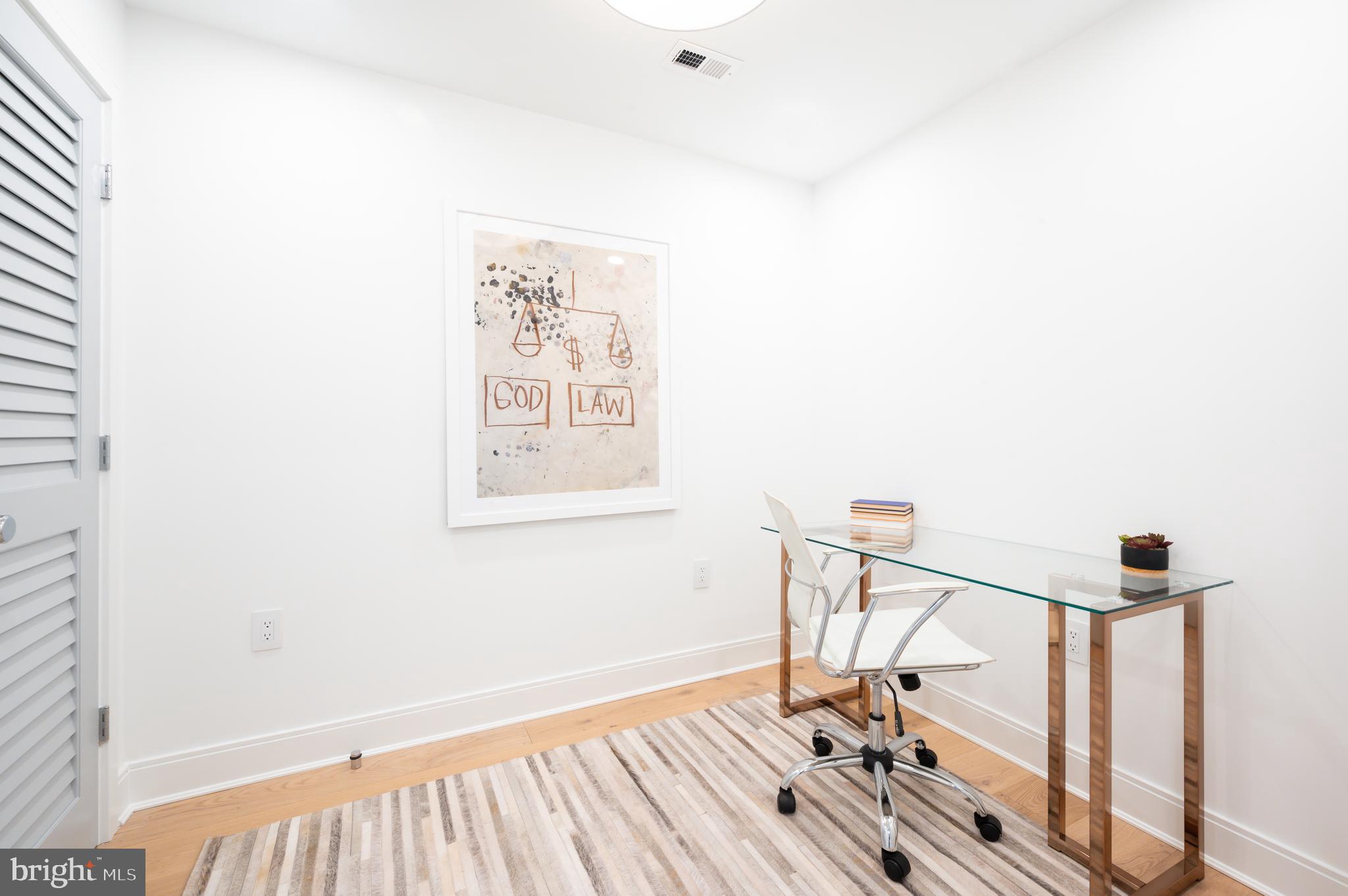 642 L Street Northeast, Unit 2 Washington, DC 20002 - Photo 37 of 54